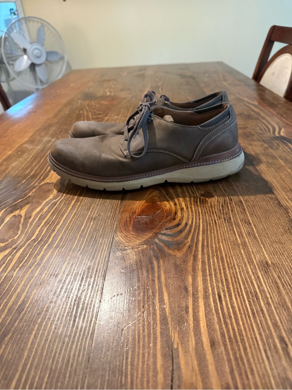 Dockers Men's Brown Lace-Up Boat Shoes